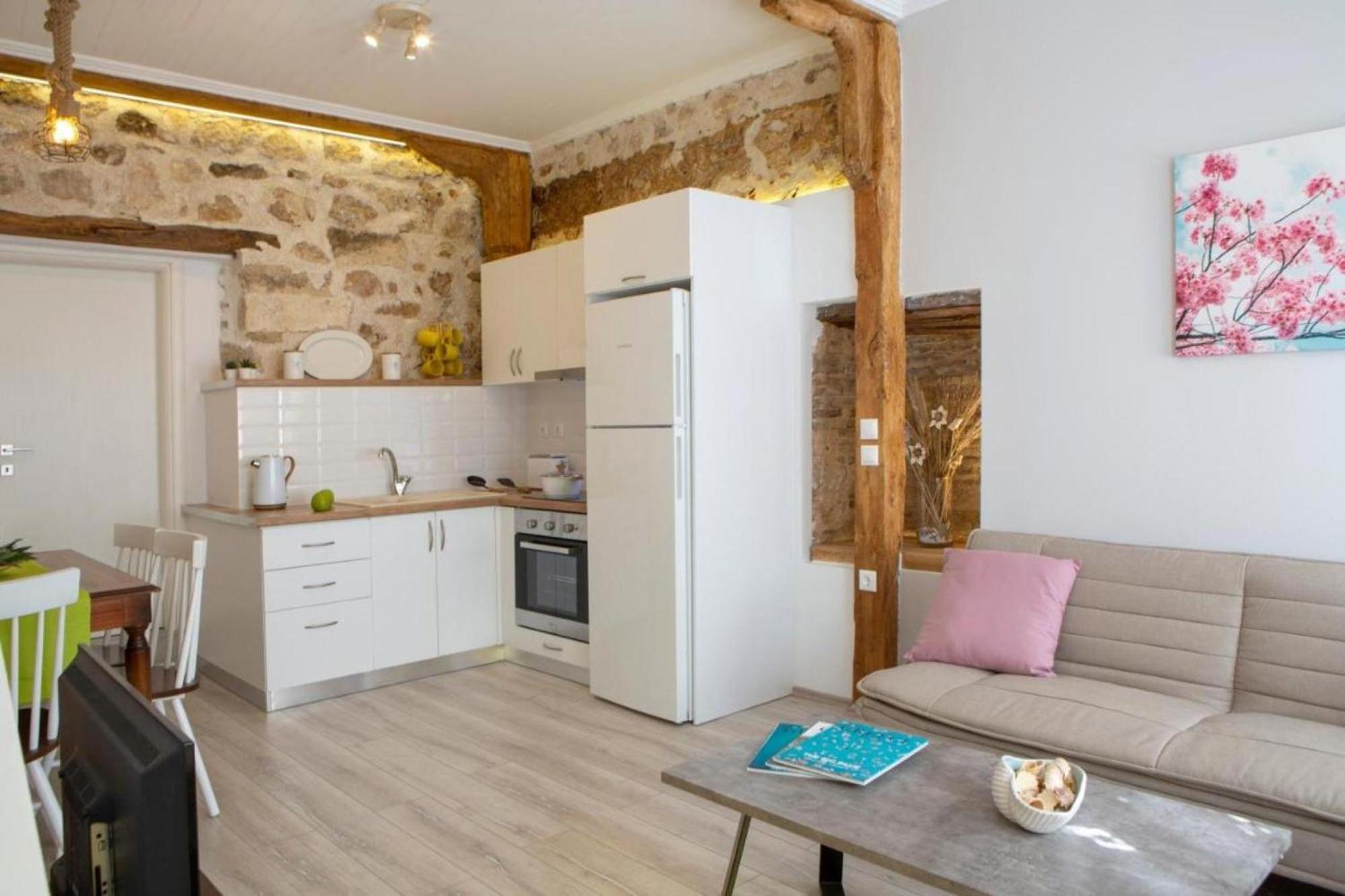 Polyxenis Cozy Maisonette - Water Tank Lefkada Bnb Exterior photo